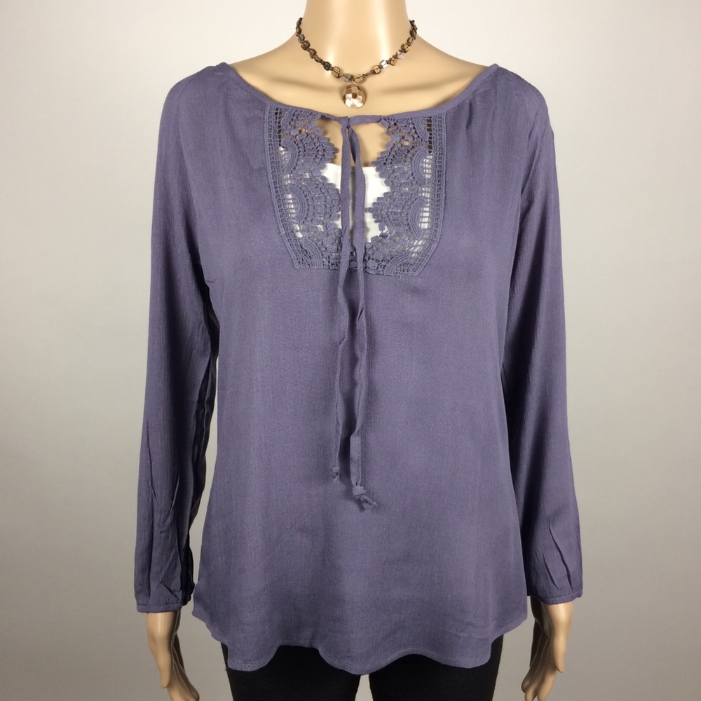 Ellie & Kate High-Low Tie-Front Blouse